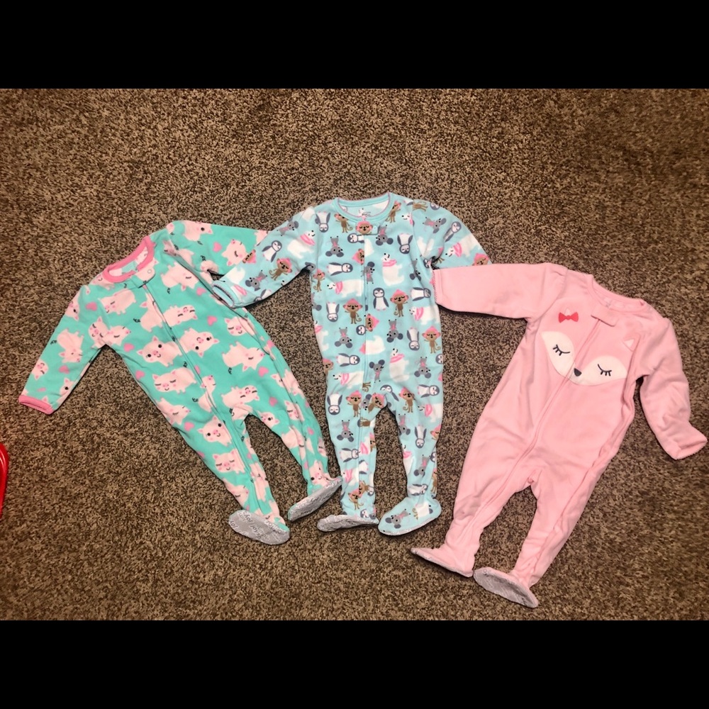 Simple Joys- Carter’s Footed Pajamas 12 month pack